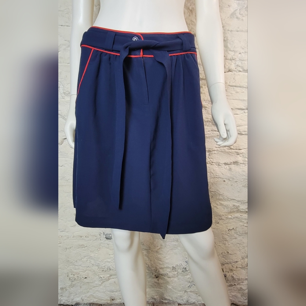 Tommy Hilfiger A-Line Skirt in Navy with Red Trim Sz 6